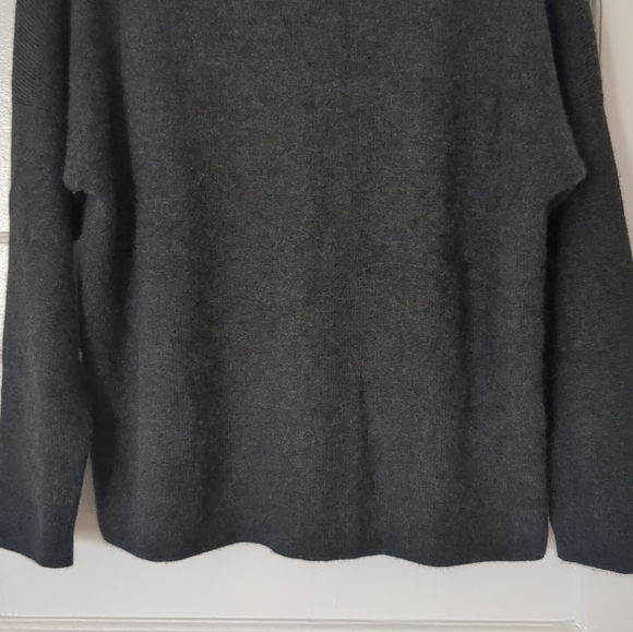 Dusan Cashmere Silk Sweater Mock Neck Pullover Large Gray Long Sleeve - Picture 3 of 11